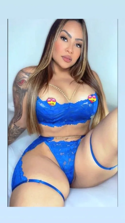 Nina Dellix