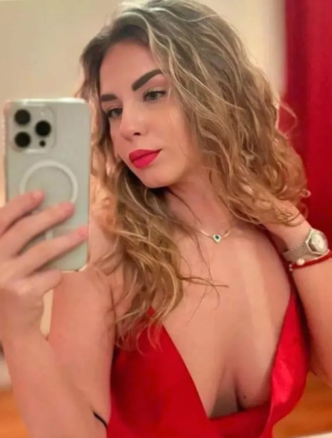Bella