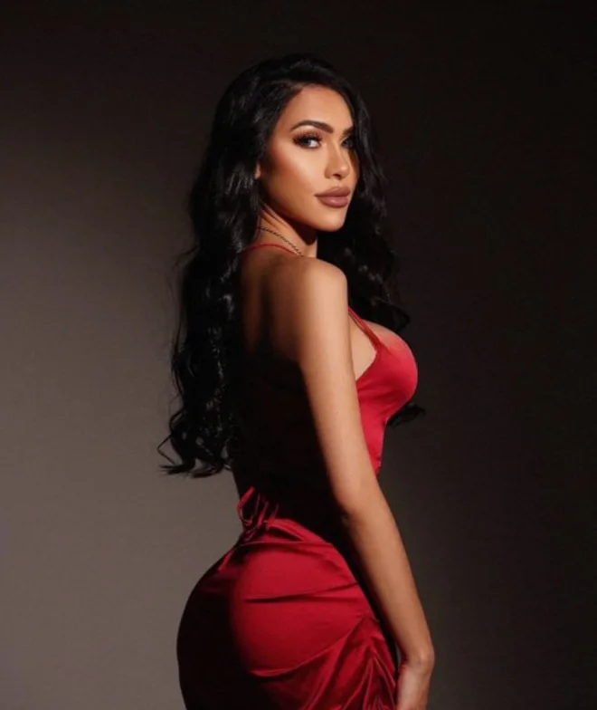 Nomira