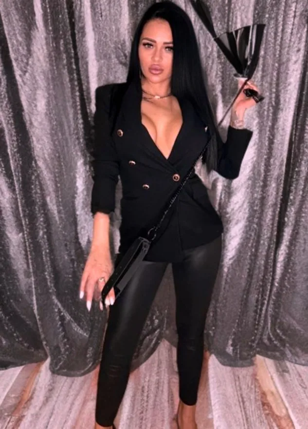 Mistress Sable