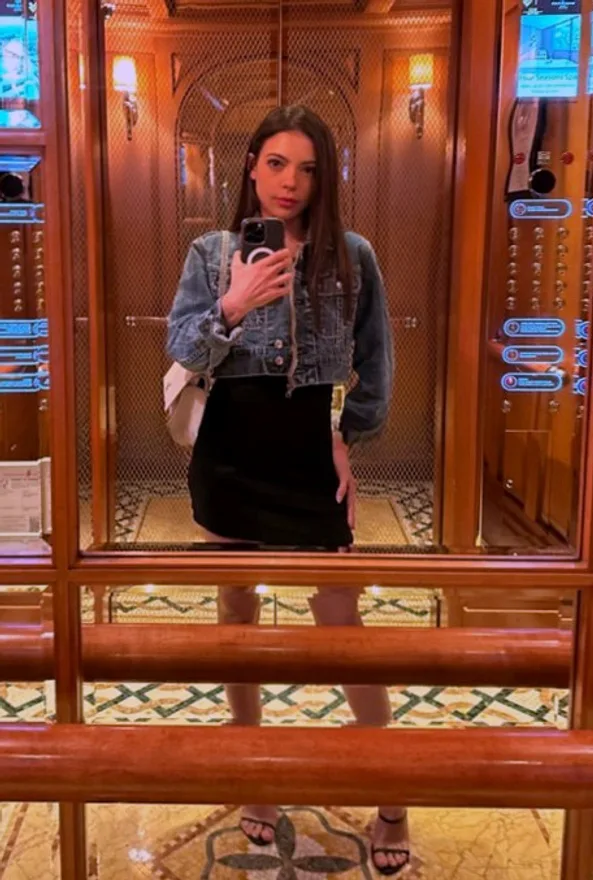 Petit Jolie